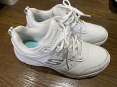 Yuri様専用　スケッチャーズ　ホワイトのサムネイル