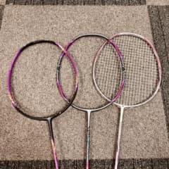 ジャンクラケット3本セット ジャンク．ヒビ有り】バドミントンラケット 3本セット - メルカリ