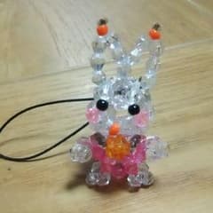 うさぎのビーズストラップのサムネイル