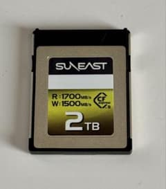 SUNEAST CFexpress TypeB 2TB - メルカリ