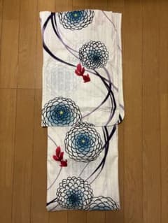 浴衣　単品　白　赤　水色　金魚　花のサムネイル