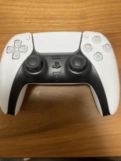 PS5 DualSenseワイヤレスコントローラのサムネイル