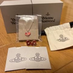 vivienne westwood 新品ピアスとネックレスセットのサムネイル