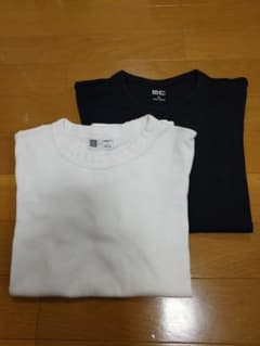 UNIQLO クルーネックT 半袖　2枚セットのサムネイル