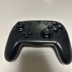 任天堂Switch 純正プロコンのサムネイル