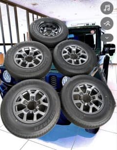 ジムニーシエラJB74純正アルミホイールタイヤ4本スチール1本セット　新車外し品のサムネイル