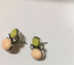 ピアス イヤリングのサムネイル