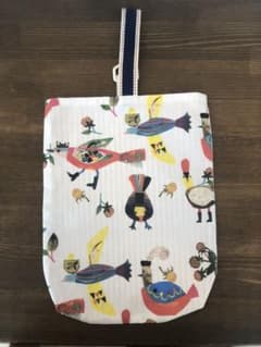 ハンドメイド♡上履き入れのサムネイル