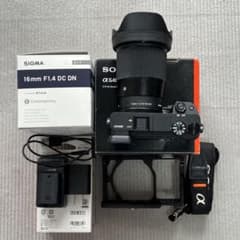 【動作確認済】Sony α6400 ＆ Sigma16mmF1.4セットおまけ付 動作確認済】Sony α6400 ＆ Sigma16mmF1.4セットおまけ付 - メルカリ