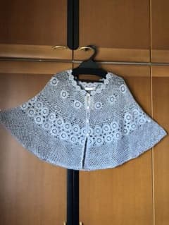 レディース  ケープ　グレーのサムネイル