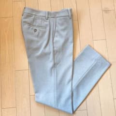 UNIQLO 感動パンツ スリムストレート 丈標準 ベージュ 58のサムネイル