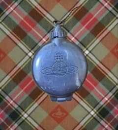 Vivienne Westwood 携帯灰皿のサムネイル