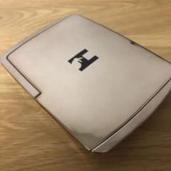 HOURGLASS フェイスパウダーのサムネイル