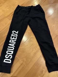 M*1様 DSQUARED2 ブラック 長ズボン 10Yのサムネイル