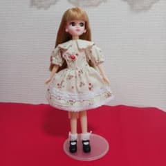 リカちゃん用 ハンドメイドワンピースのサムネイル