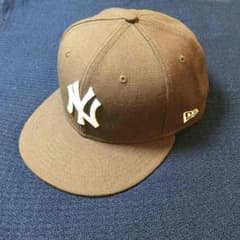 ベースボール様専用   NEW ERA キャップ 茶色 60.6cmのサムネイル