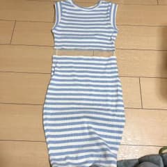 Lily Brown ワンピース 夏服のサムネイル
