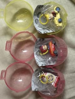 おさるのジョージ ガチャ キーホルダー 3種セットのサムネイル