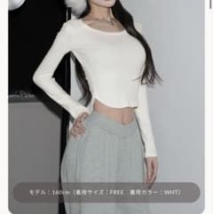 Darich カーブシェイプシルエットロングTシャツ♥️のサムネイル