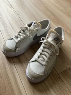 NIKEブレーザーローのサムネイル