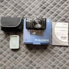 Canon PowerShot SX700 HS 本体と付属品のサムネイル