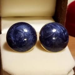 大きめイヤリング レトロ 青 ブルー ゴールド 可愛い 大ぶり 宇宙空間のサムネイル