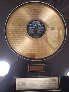 ジョンレノン ゴールドレコード 25周年 限定盤 JohnLennon ジョンレノン ゴールドレコード 25周年 限定盤 JohnLennon - メルカリ