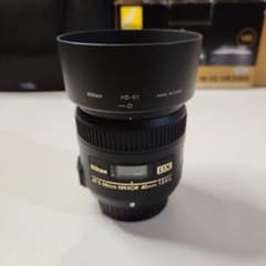 単焦点レンズ AF-S DX Micro NIKKOR 40mm f/2.8Gのサムネイル