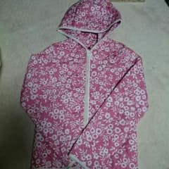 おずりぃ様専用☆ギャップ⭐140花柄パーカーのサムネイル