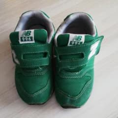 new balance16センチのサムネイル