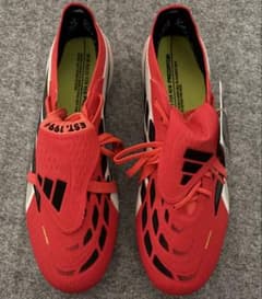 adidas サッカースパイクのサムネイル