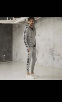 Kappa×1PIU1UGUALE3 RELAX セットアップ⭐早い者勝ち 1PIU1UGUALE3 RELAX × Kappa セットアップ 上L 下XL - メルカリ