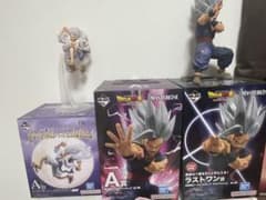 一番くじ ドラゴンボール ワンピース フィギュア 3点セットのサムネイル