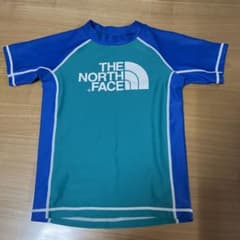 週末お値下げ！THE NORTH FACE ラッシュガード 半袖のサムネイル