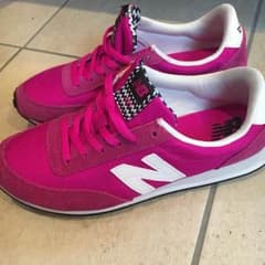 NEWBALANCE スニーカーのサムネイル