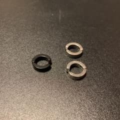 フェイクピアス　黒&シルバー　セット！のサムネイル