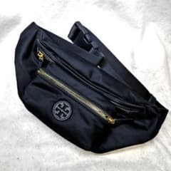 TORY BURCH トリーバーチ ウエストポーチナ イロン 黒 ファスナー開閉 TORY BURCH トリーバーチ ウエストポーチ ナイロン ファスナー