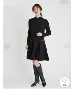 ロゴふくれジャガードニットワンピースのサムネイル