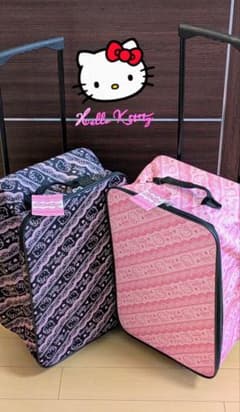 Hello Kitty キャリーバッグ 2点セット 【新品】【未使用】【タグ】のサムネイル