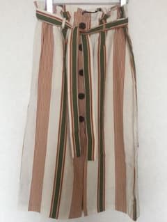 ユナレナ☆様専用！ ZARA ザラ スカートのサムネイル