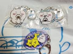 ちいかわ　ガチャガチャ　アクリルキーホルダー　ハチワレのサムネイル