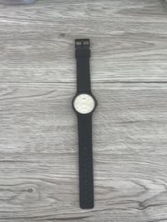 【ジャンク品】電池切れ　チープカシオ　腕時計のサムネイル