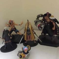 ワンピースフィギュア4点セットのサムネイル