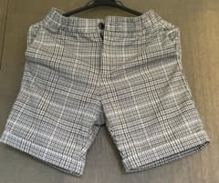 美品 H&M チェック柄 ショートパンツ スリム XS (ウエストゴム)のサムネイル