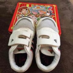 adidas キッズ 靴 14㎝のサムネイル