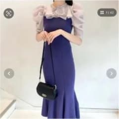デコルテフリルニットワンピースのサムネイル