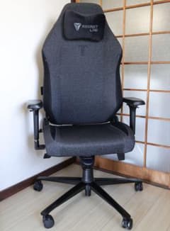 Secretlab TITAN Evo Black³ ゲーミングチェア XLのサムネイル