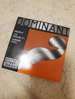 DOMINANT バイオリン弦 129 クロムスチール　4/4　ボールエンドのサムネイル