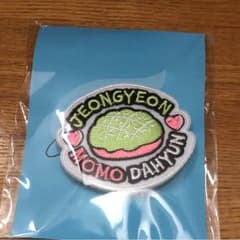 TWICE グッズ ワッペンのサムネイル