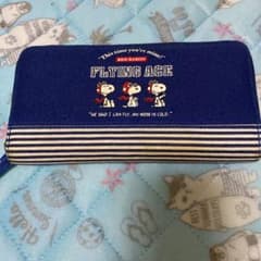 スヌーピーの財布のサムネイル